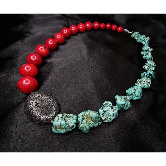Rare Find Large Genuine Coral & Turquoise Beaded Necklace With Black Lava Stone - Picture 4 of 7